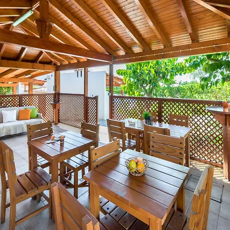 Apartment Flor Da Laranja, By Algarveblossom